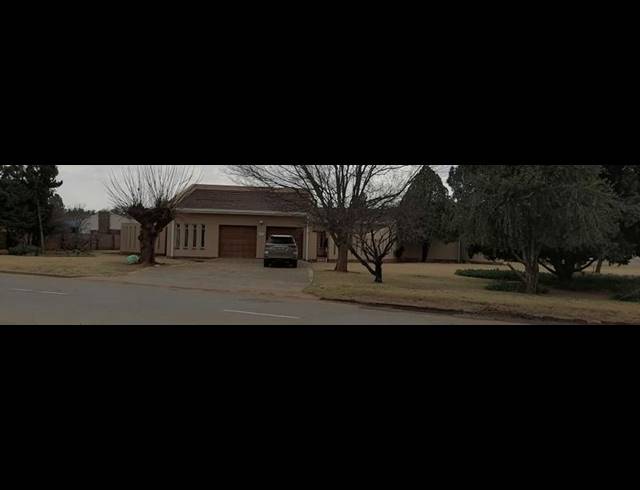 3 BEDROOM HOUSE FOR SALE IN WOLMARANSSTAD